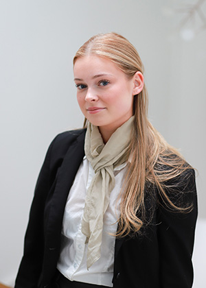 Julie